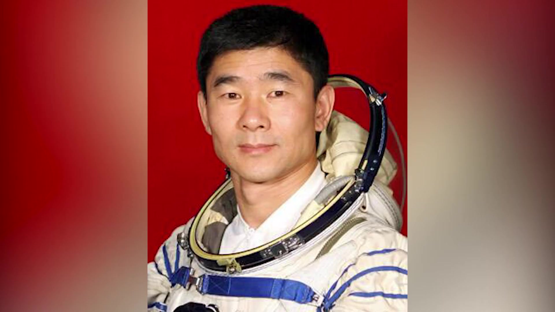 航天员刘伯明二次飞天:高中短暂辍学后发奋读书,现成为家乡骄傲