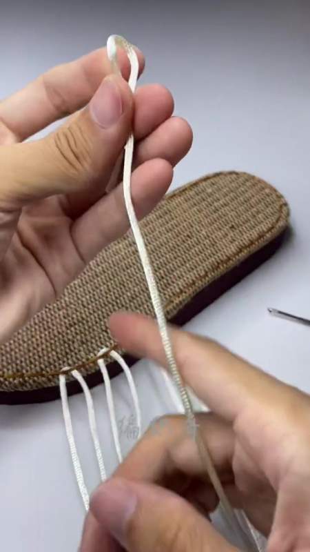 新手一步一步织拖鞋视频教程