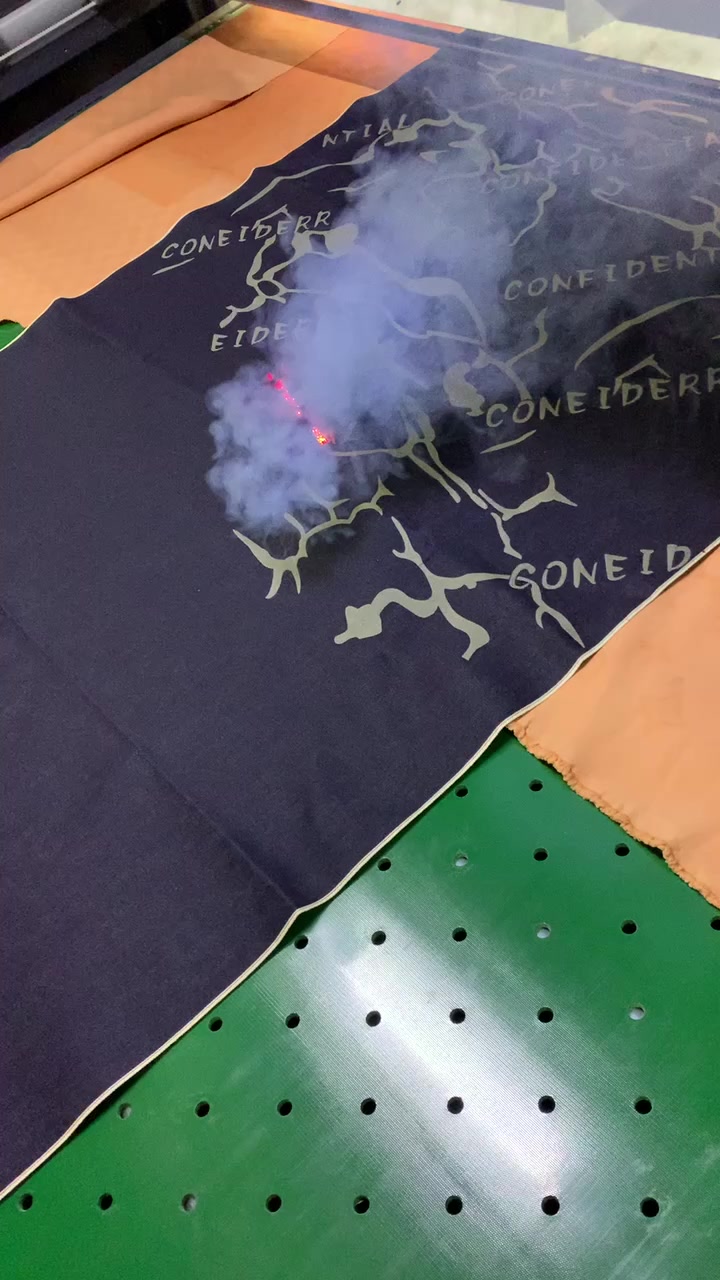 牛仔激光烧花机激光镭射水洗无耗材布料激光字母印花