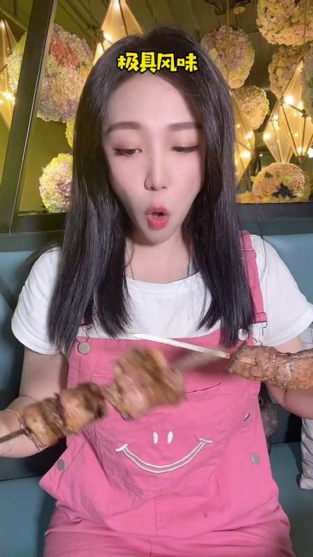 揪片子里微微融化,一大盆真的非常的好吃,鸽捞面和椒盐蘑菇也带劲儿