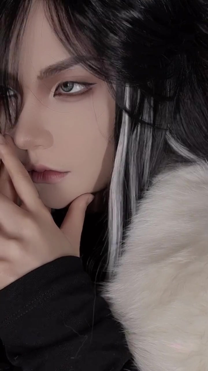 "真的没想切你,只是想去后排亲你一下" 司马懿 仿妆 王者荣耀 cos眼妆