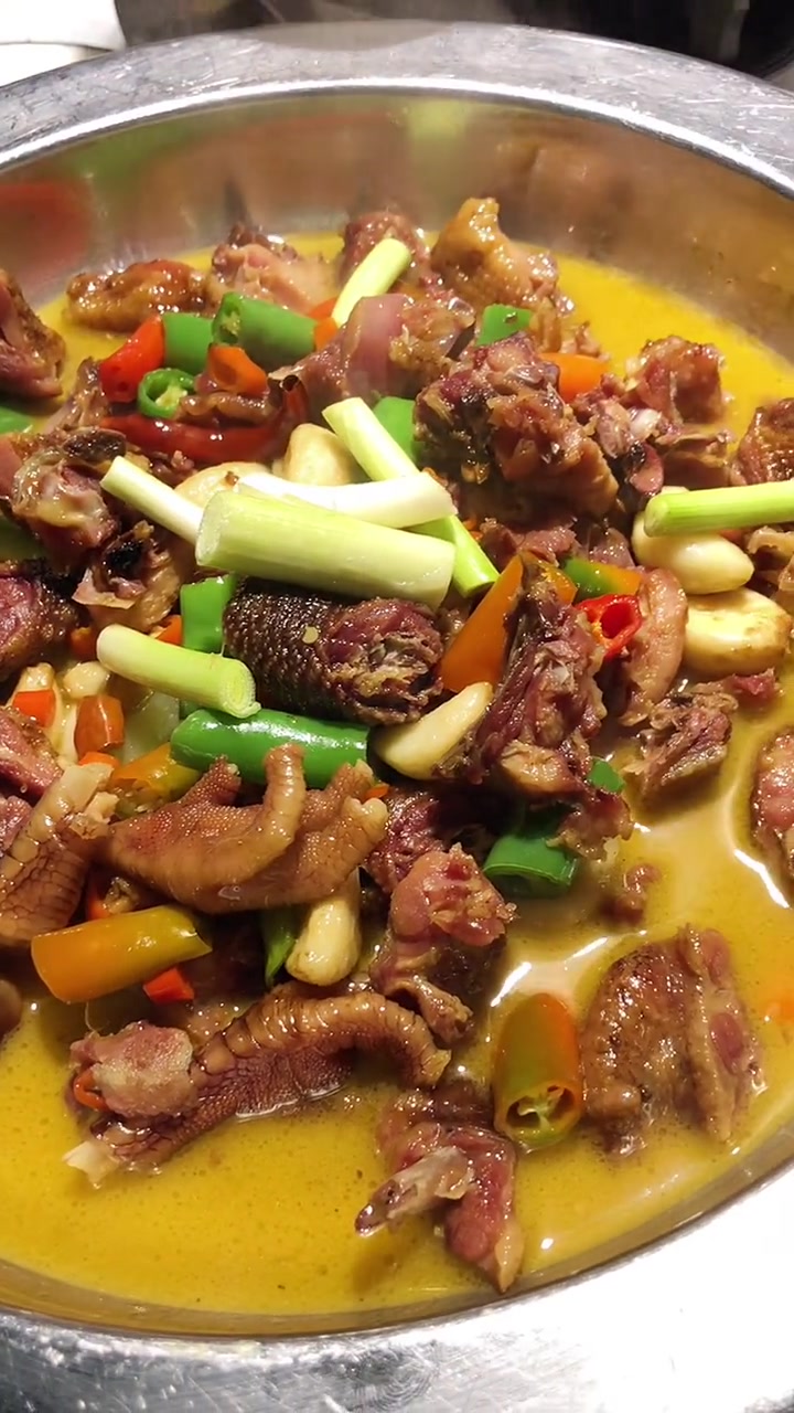 腊鸡火锅,有食欲吗,调味简单!好食材好味道 腊鸡火锅 腊鸡