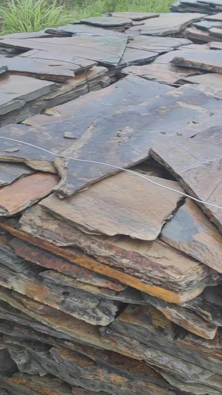 天然青石板不规则锈色碎拼石园林景观地铺石-度小视