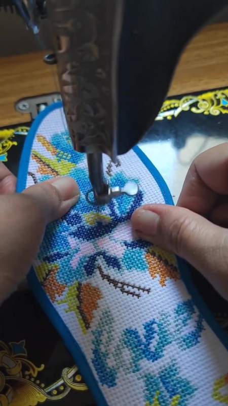 加工十字绣鞋垫 加工绣花,加工十字绣鞋垫