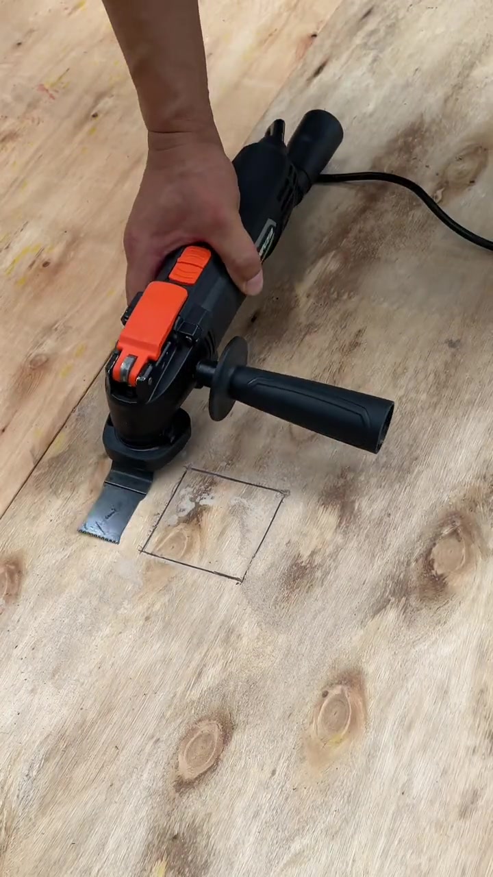 快装夹头多功能修边开槽切割机可以铲可以切割木头开方孔切割小金