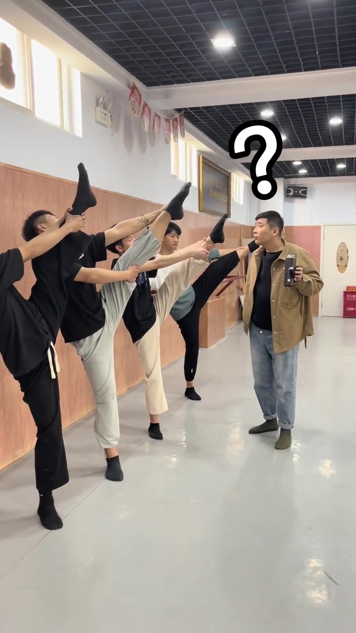 简单粗暴学会了吗?@ 搞笑师生 舞蹈生