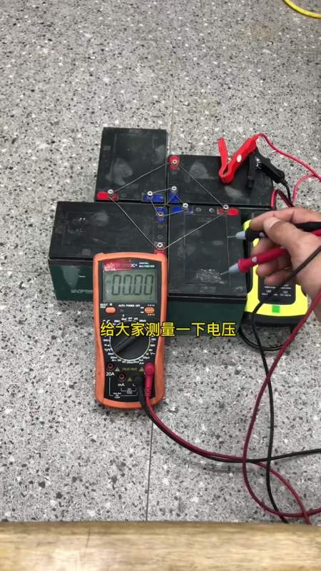 电动车放置几个月亏电e死的电瓶成功激活 电动车 新国标电动-度小视