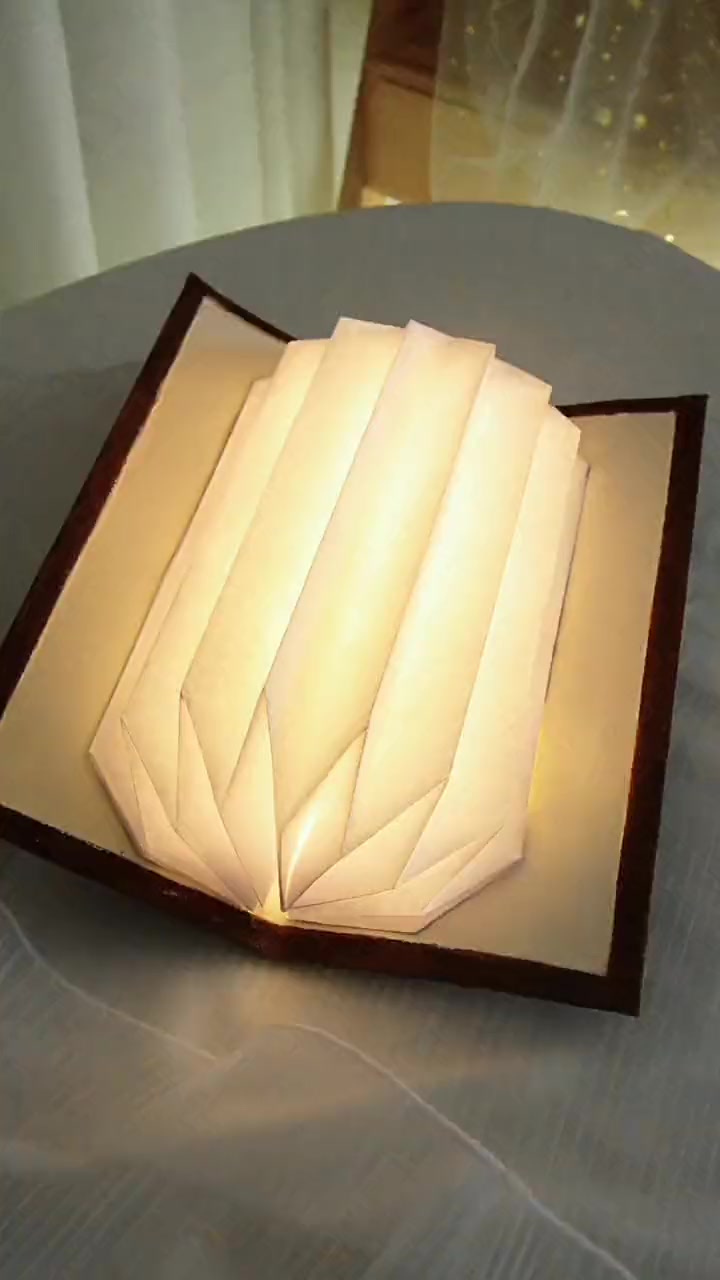 用2张普通纸做成简约的翻页书灯 手工制作 氛围灯 折纸-度小视