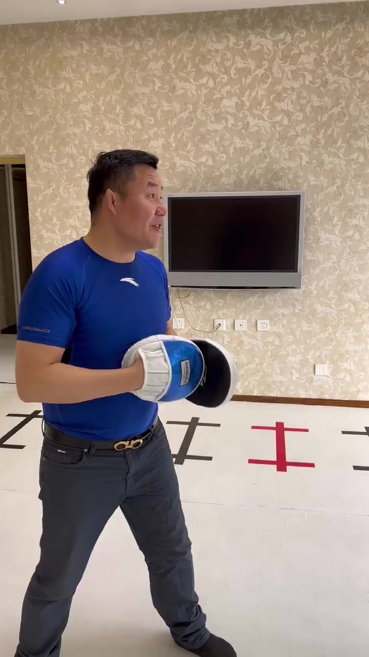 世界拳击冠军李洋北京新锐拳手老王
