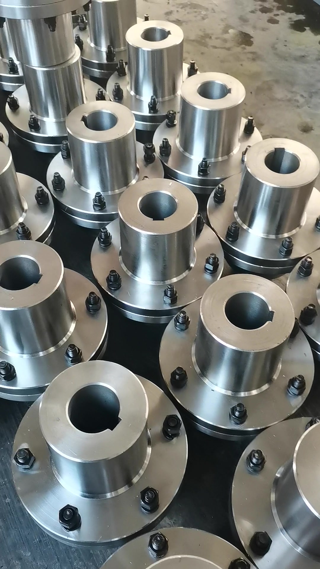 giiclz鼓形齿式联轴器组装完成-度小视