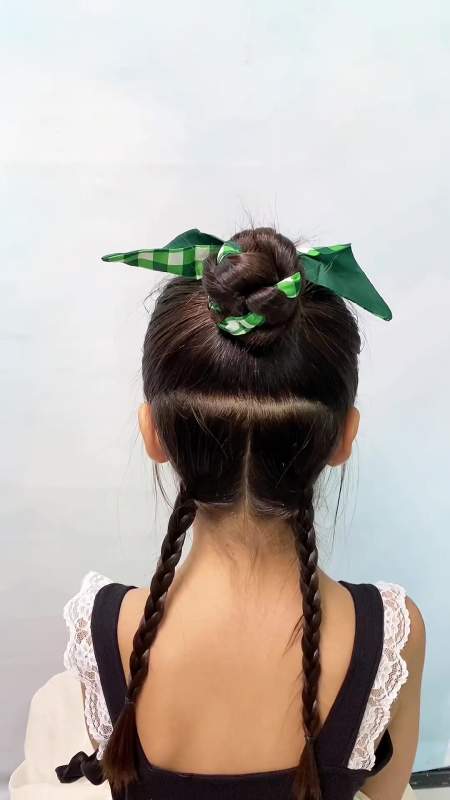 孩子上学这样扎清爽又洋气 儿童编发 夏日清凉发型-度小视