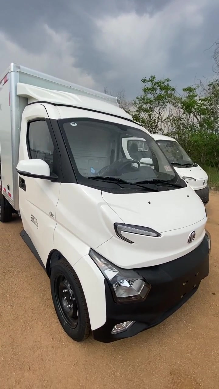 厢式货车销售,五征小货车厂家为你展示飞碟q2,t系列纯电动箱货,轴距两