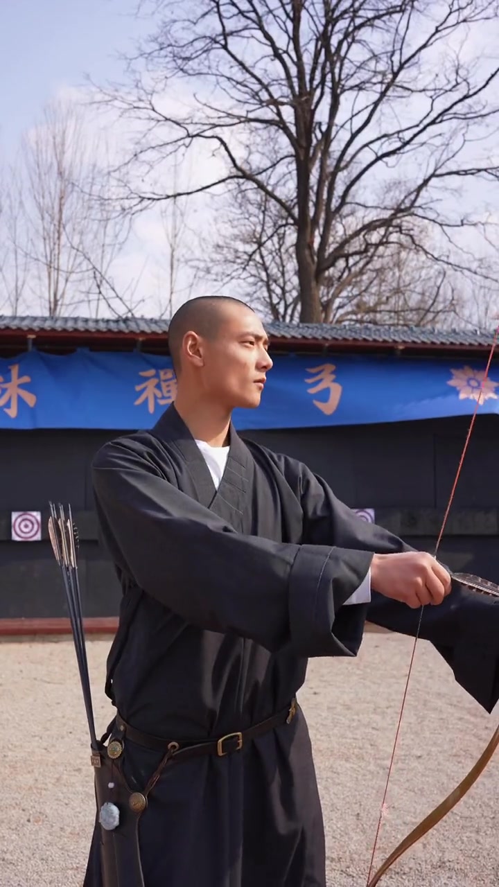 外不着相,内心不乱.少林禅弓