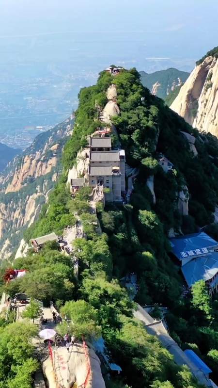 航拍华山北峰云台峰,下午六点钟华山北峰直播日落-度小视