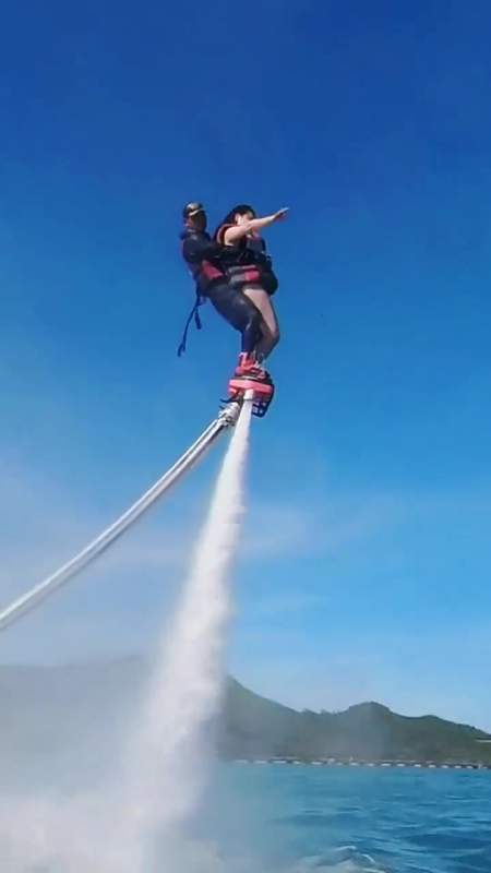 水上飞龙 水上运动 空中飞人-度小视