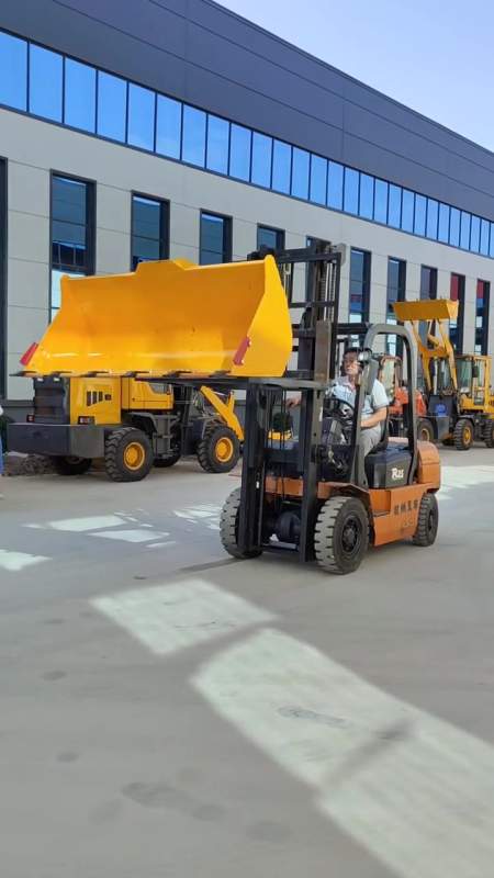 我发布了:叉车改装铲斗,一机多用 叉车改装铲斗 叉车铲斗 源头厂家