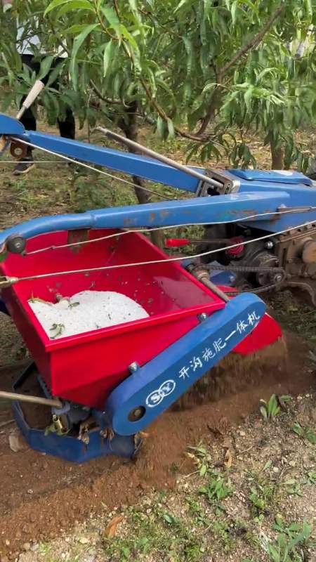 手扶施肥机 开沟施肥回填一体机 果园施肥机 果园施肥机 开沟施肥回填