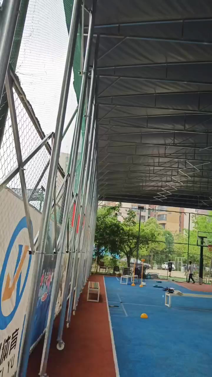 户外露天篮球场雨棚安装完工效果