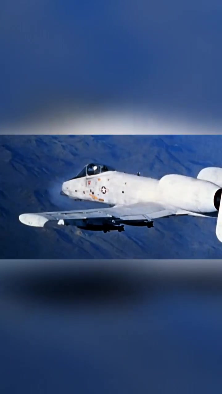 坦克装甲车的噩梦!a10"疣猪"攻击机-度小视