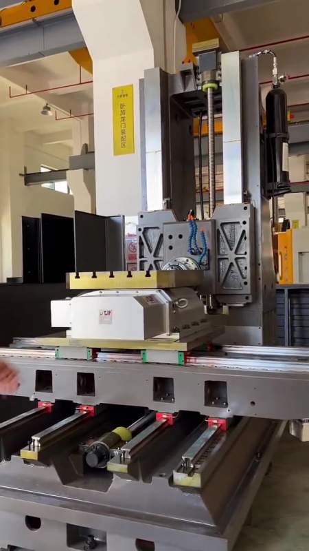 cnc数控三轴发那科系统加工中心加装五轴转台,常规发那科系统支持五轴