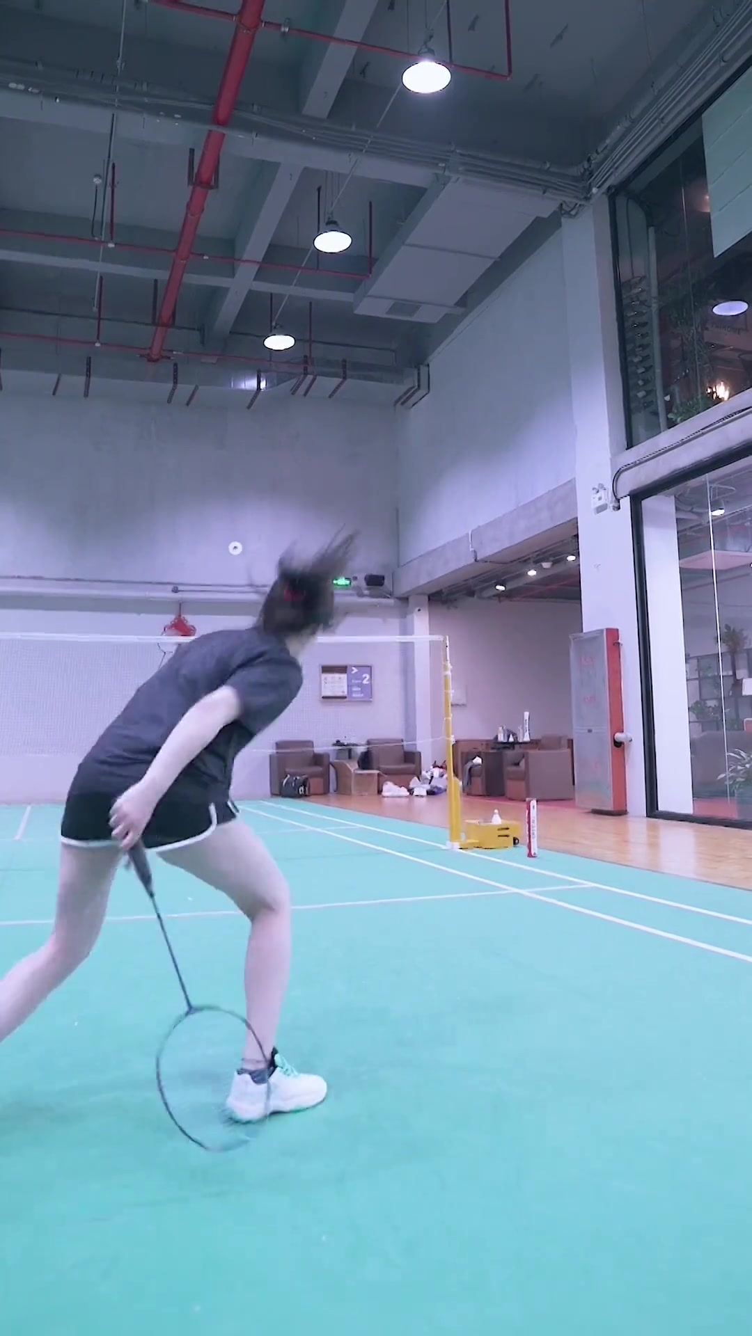 谁能接力下去,玩出更有意思的动作!羽毛球,王小羽-度小视