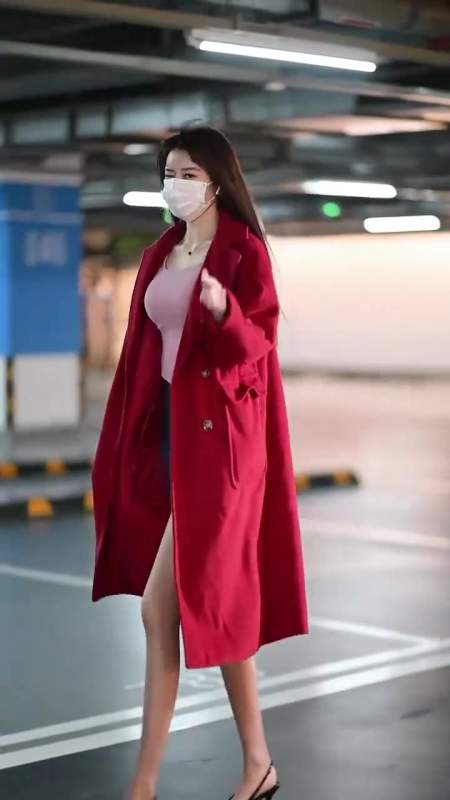 气质女神温迪迪 粉色空姐穿搭6-度小视