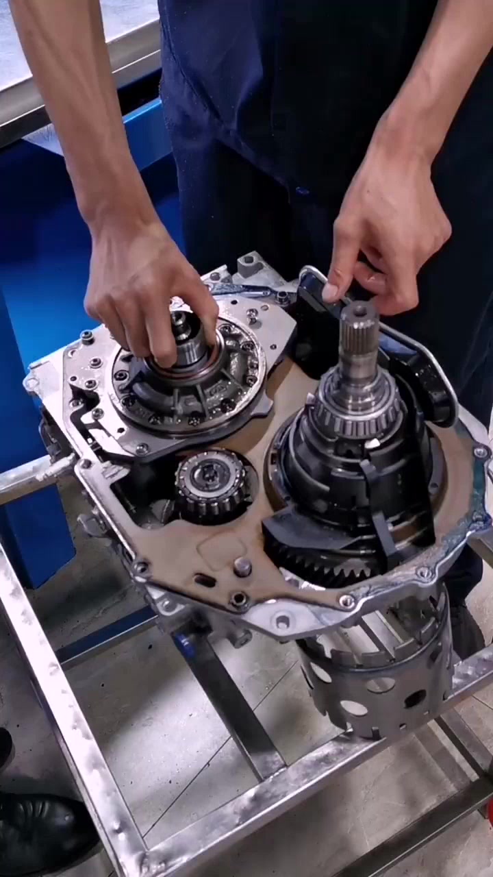 雪铁龙c4 变速箱组装视频来了