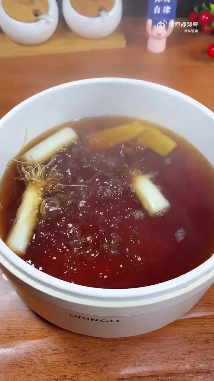 红糖姜葱汤 发热无汗喝红糖姜片葱白汤 现在开放了,自己在家多煲这个