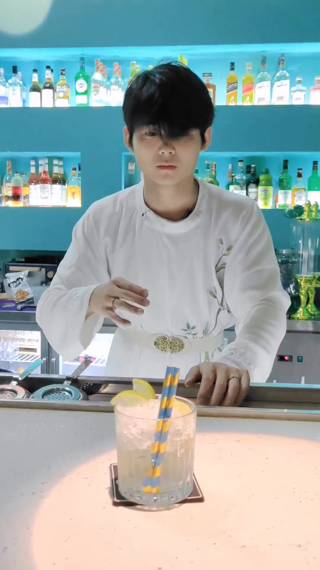 调酒师 鸡尾酒 有点上头 解压-度小视