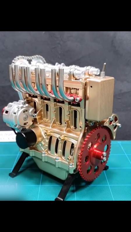 每天都要看看这个四缸发动机才能睡觉 模型 男人的玩具-度小视