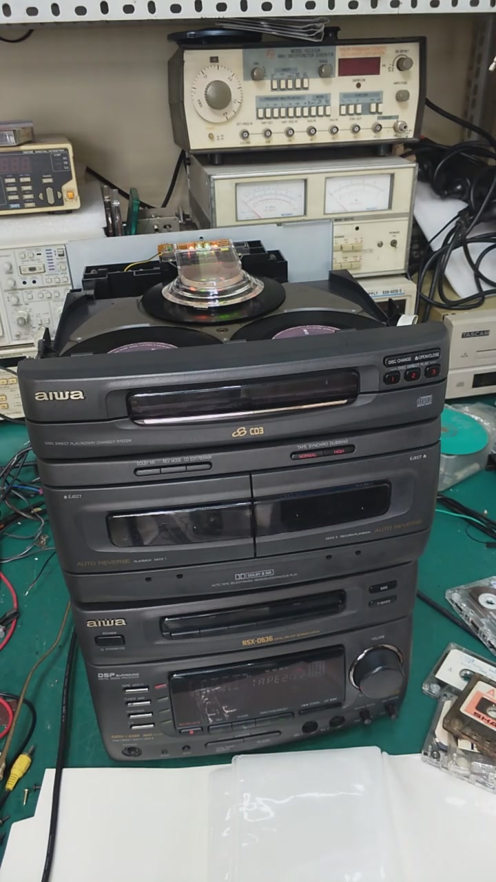 维修一台爱华nsx-d636组合音响,修复cd卡座和收音机 爱华音响-度小视