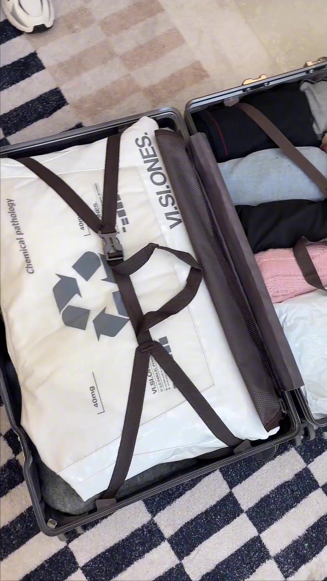 最大化利用行李箱空间!行李箱收纳 过年 放假 收纳