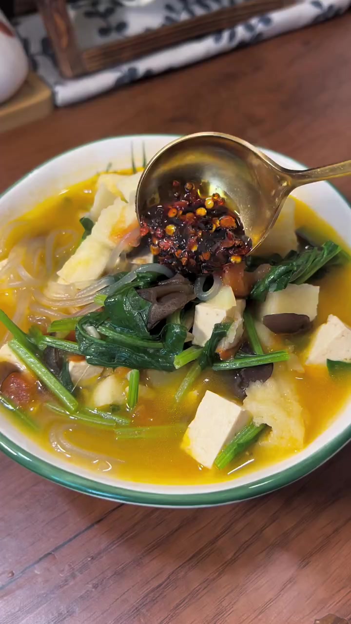 家里有剩馒头的都来做这个素煮馍吧,真的好好吃!-度小视