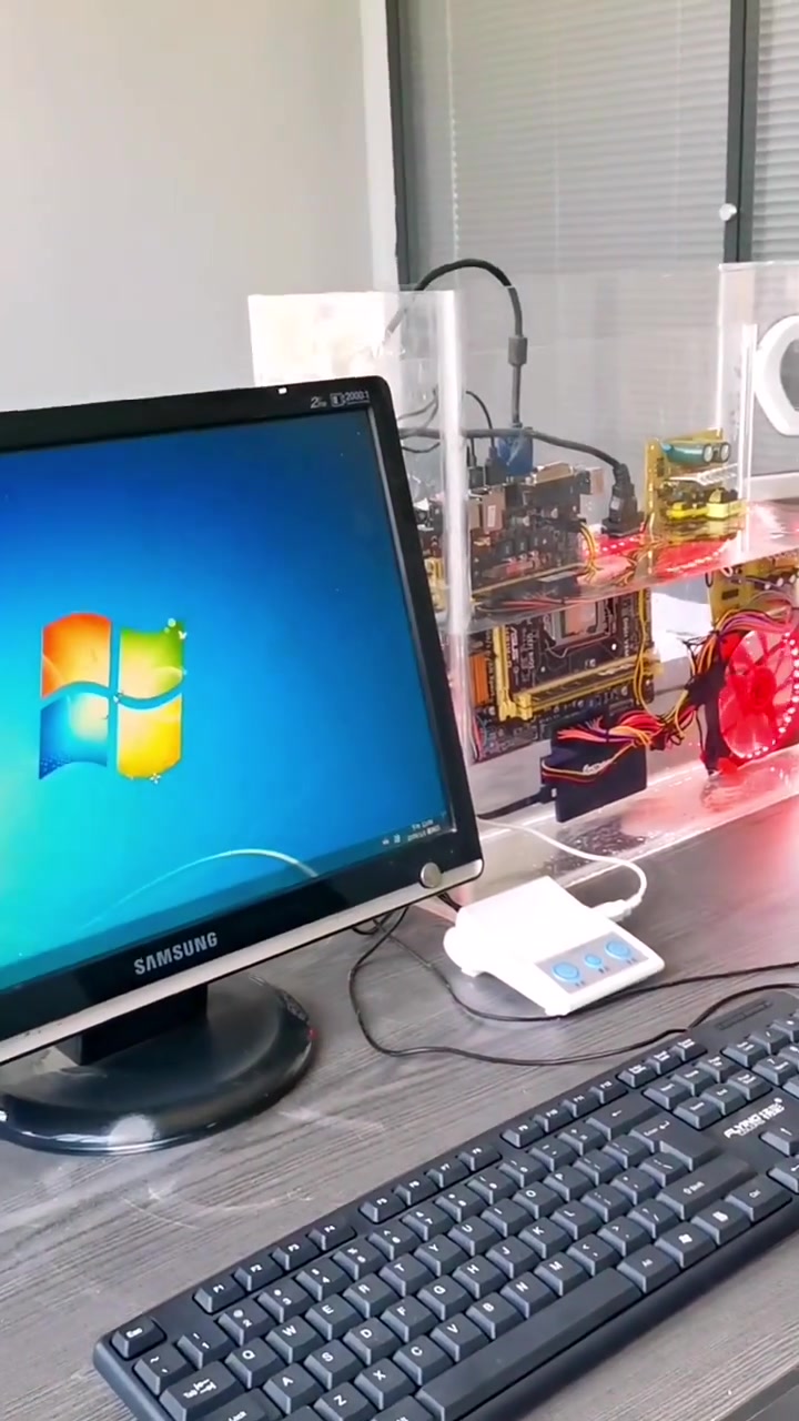 第30集|昨天不小心把电脑主机给摔破了,今天一上班惊呆了,工程师居然