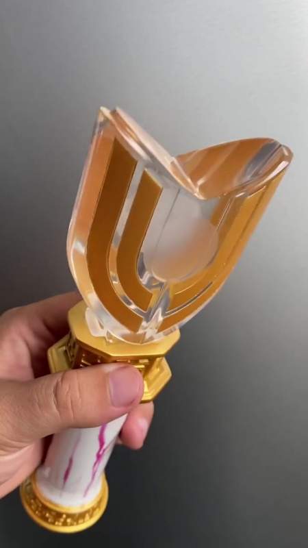 水晶神光棒性价比天花板,200出头就能让你变成光!-度小视