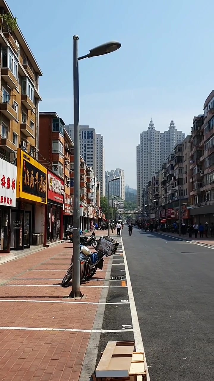 白天的太原街夜市