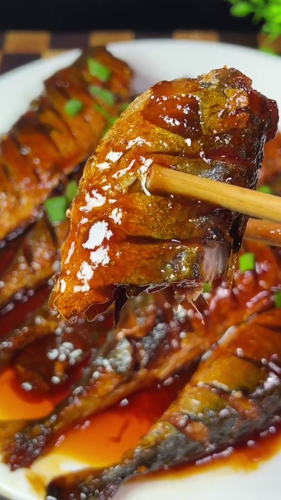 茄汁鱼罐头这样做连骨头都能吃