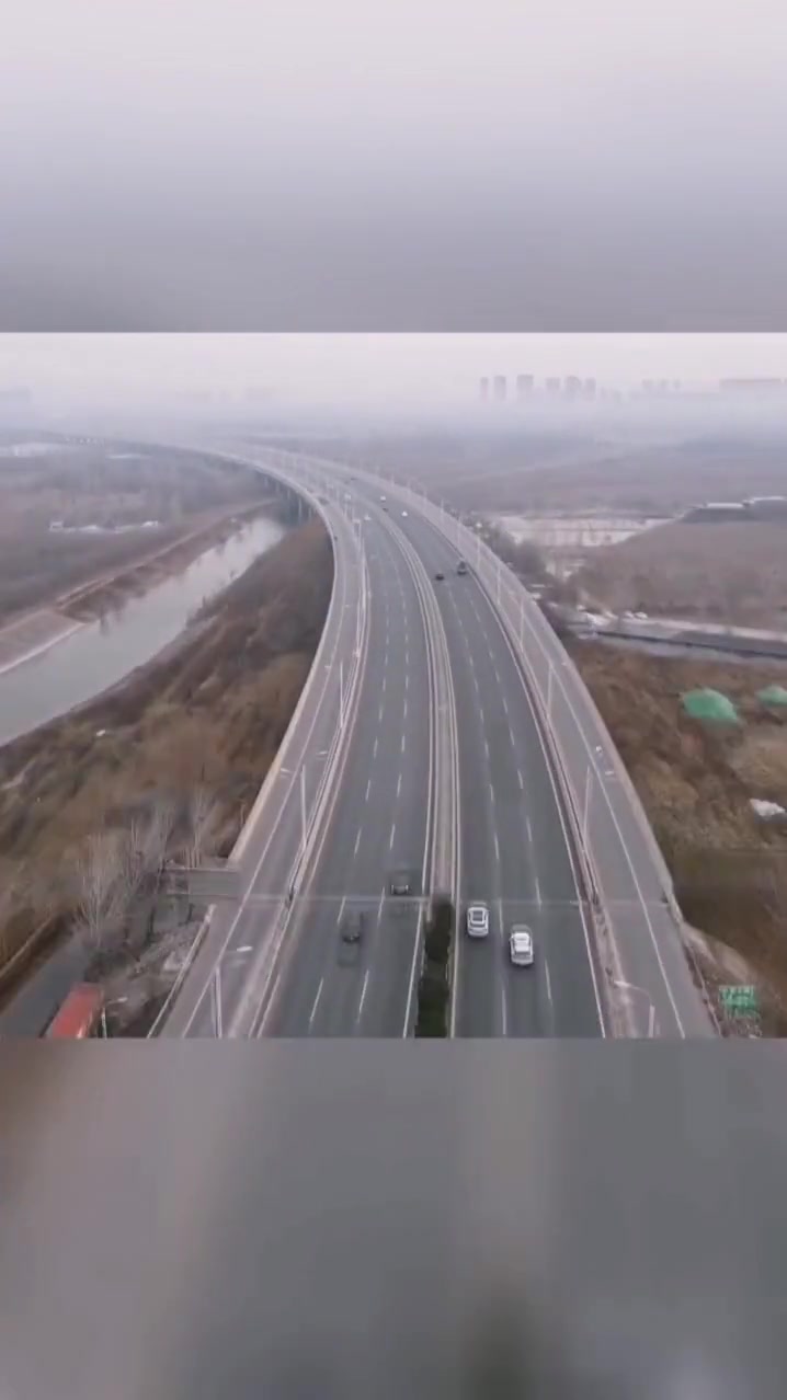 传说中的中华大街北延是要到行唐的,从现在看还有好长一段路要走-度小