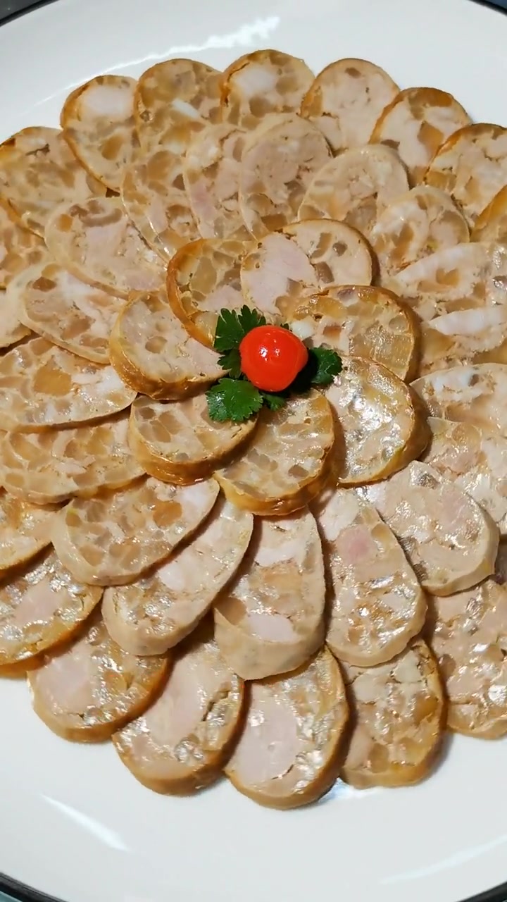 今天做的(制作肉皮肠)