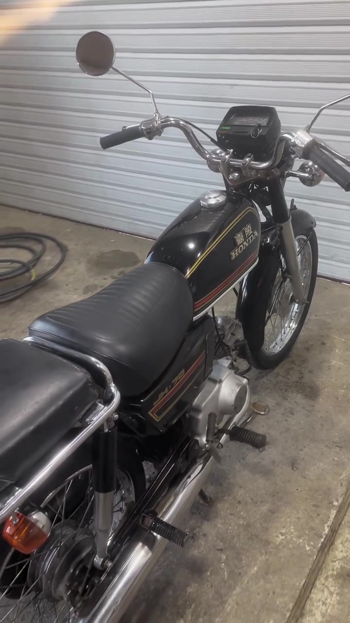 85年原版原漆嘉陵本田70,除了后轮胎不原车,其他都原装~-度小视