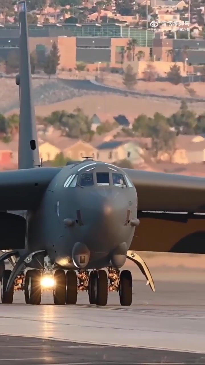 b-52的自行车式起落架