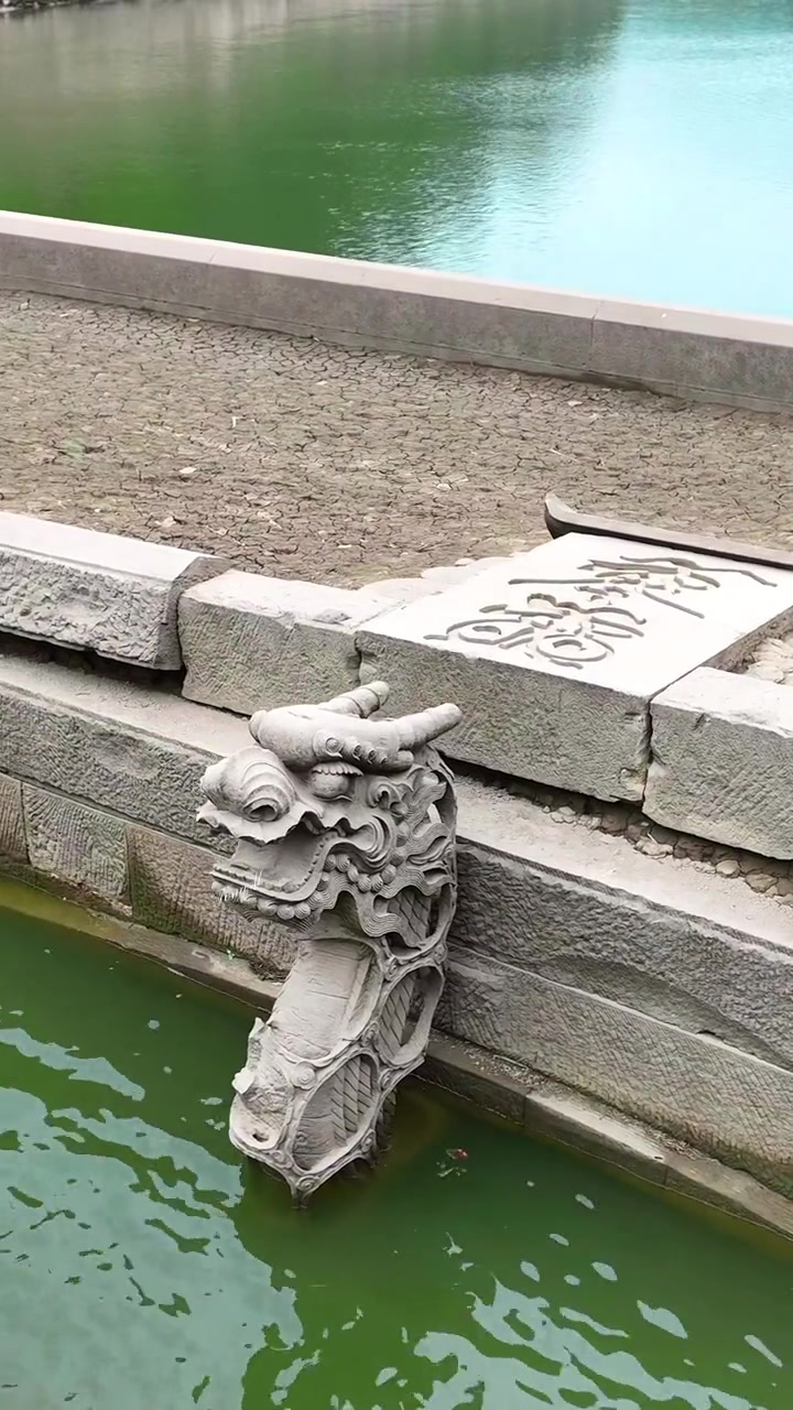 南川正阳桥,涪陵龙门桥,涪陵安澜桥都为一代桥神陈永恩大师之作,正阳