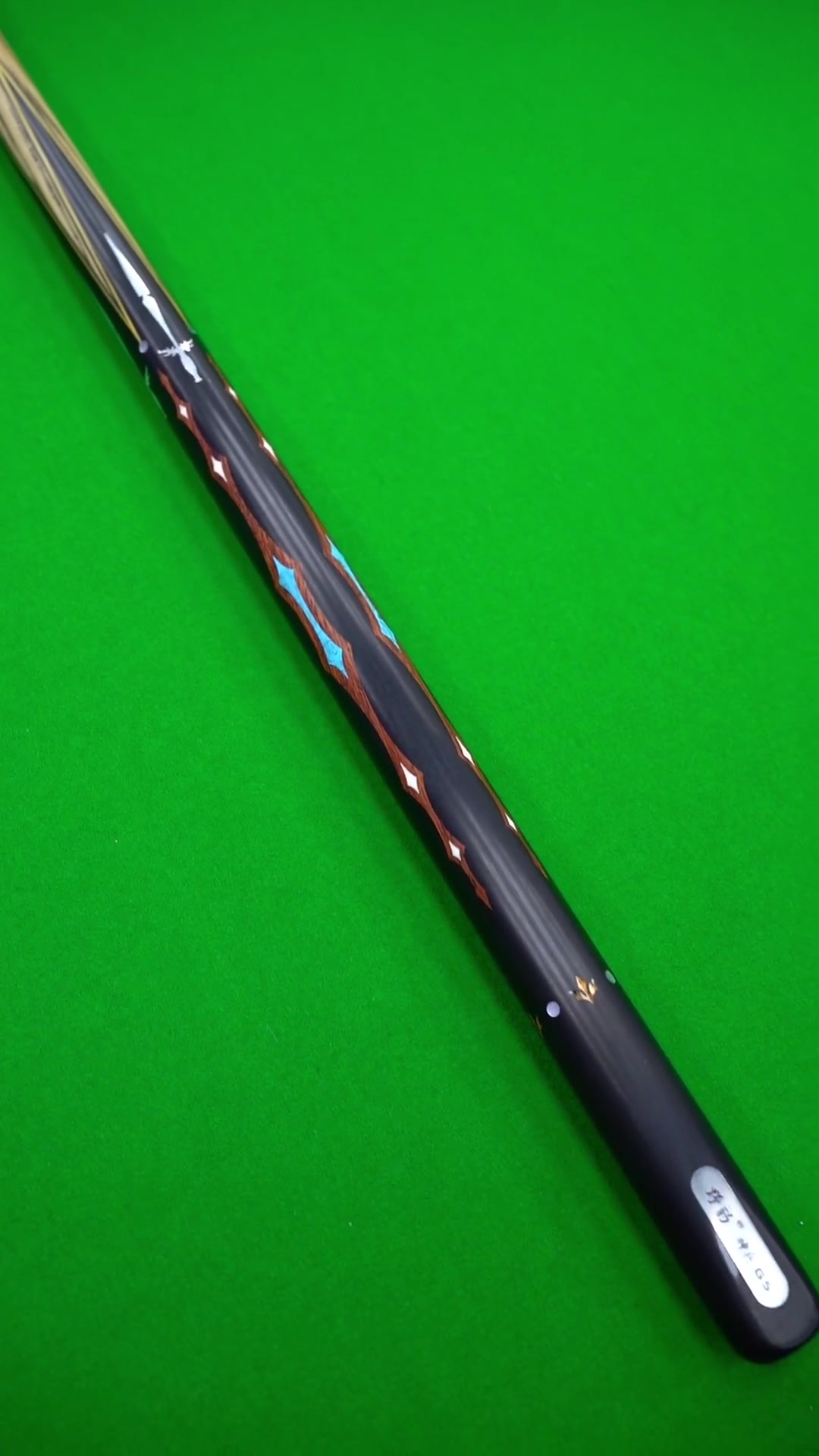 野豹台球杆,老铁的球杆要做大宝剑?-度小视