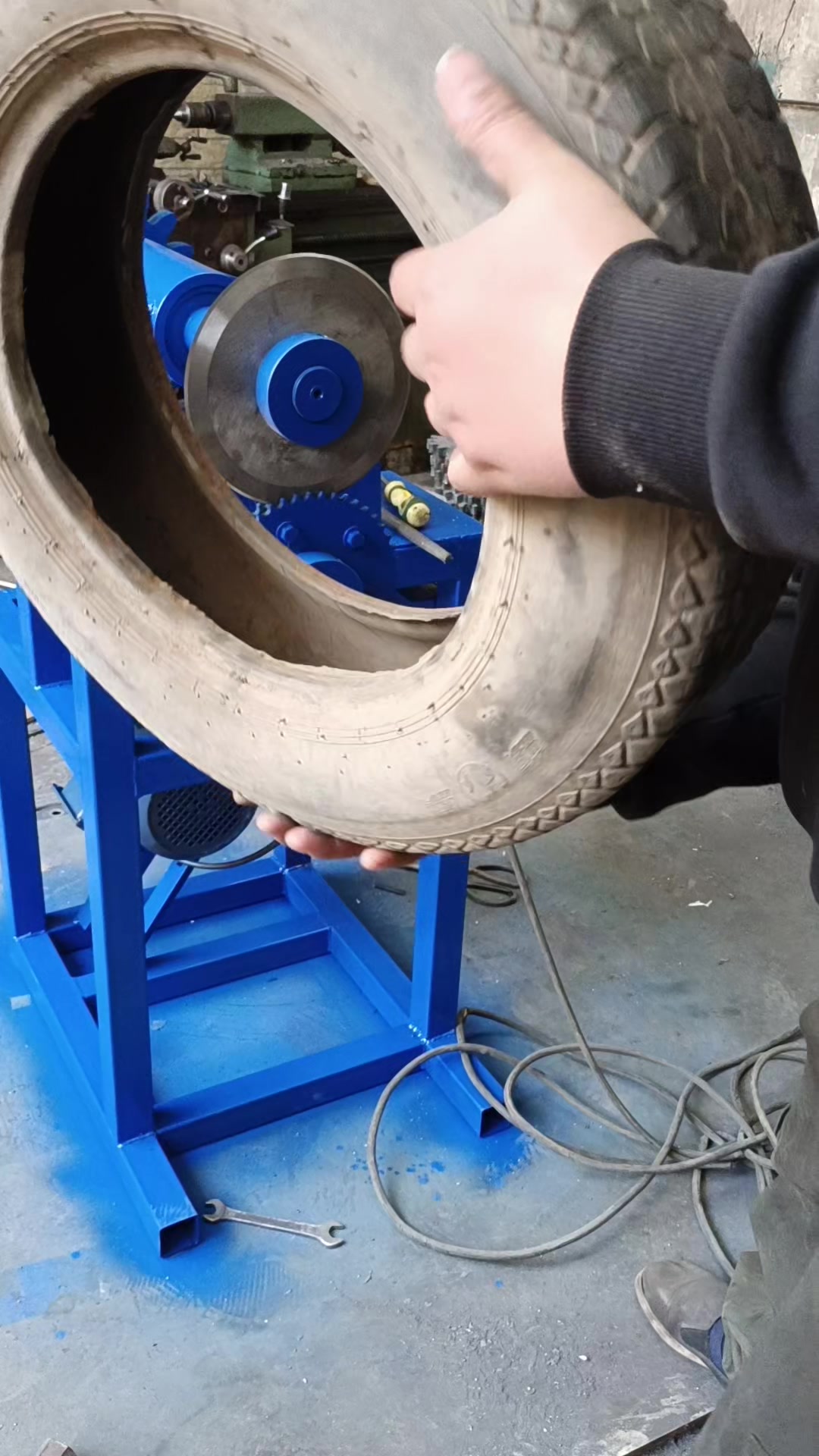 小钢丝轮胎切割机 双面分割机