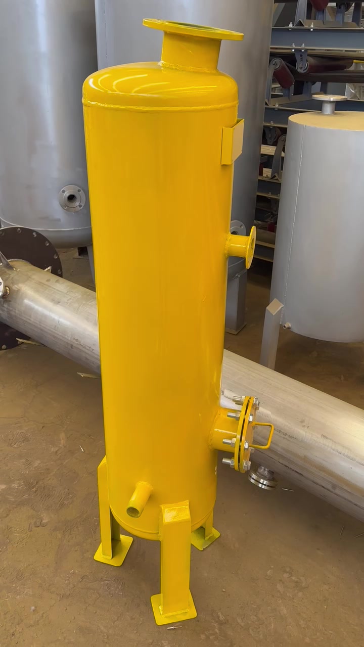 一干立方红泥沼气池配置沼气设备要多少钱