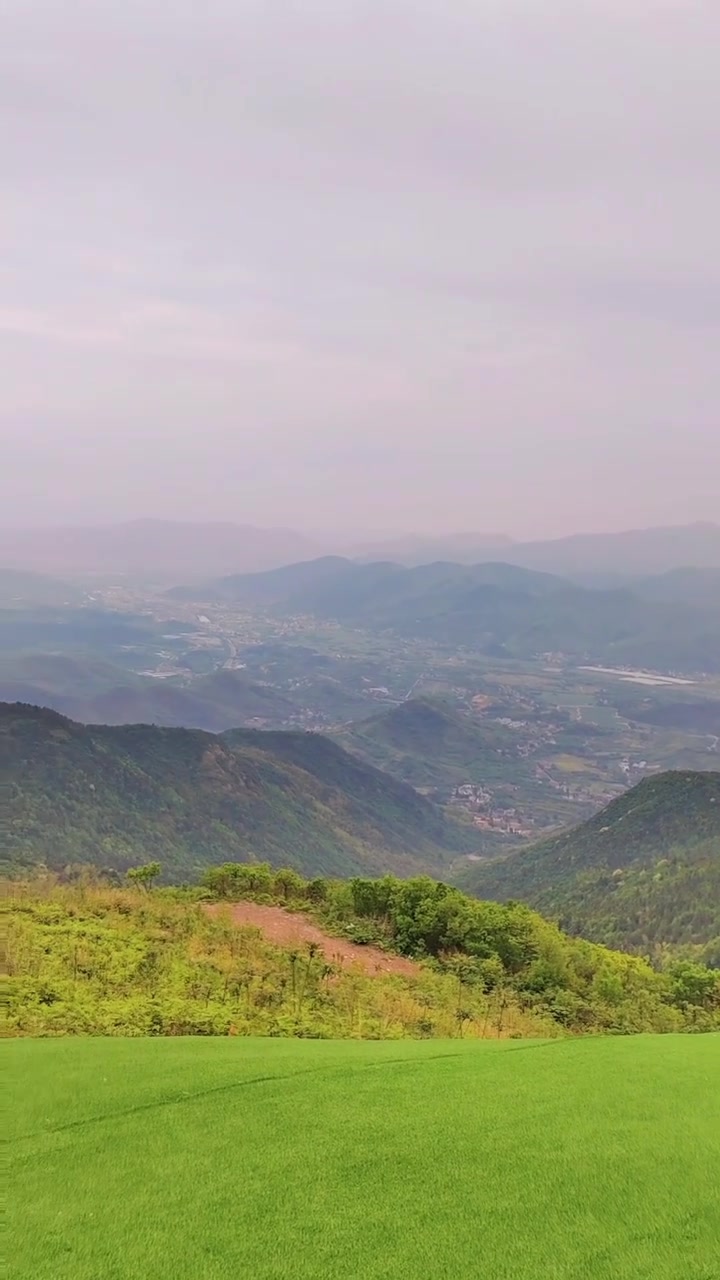 去王位山顶看日落979797 视频拍摄于浙江省德清县王位山97