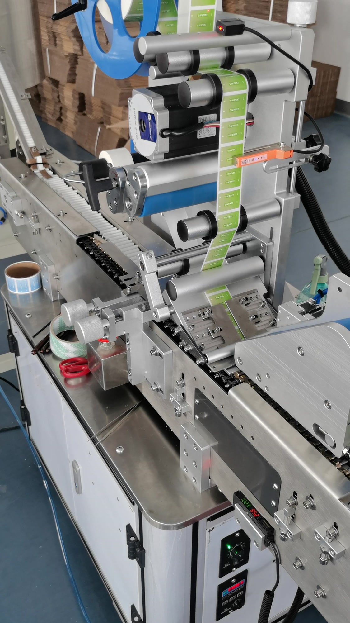 全自动贴标机多少钱一台