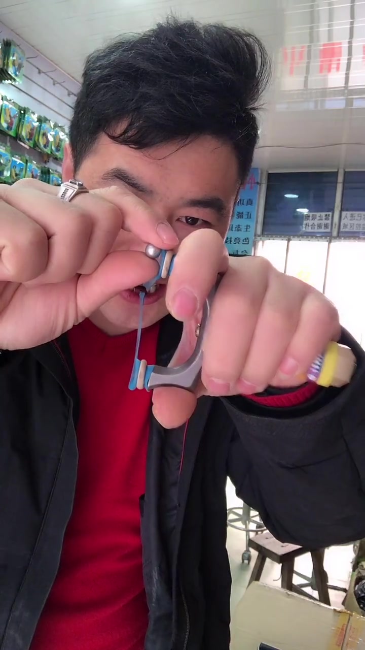 新手为啥打不准 小崔教你斜握瞄打 后手定位