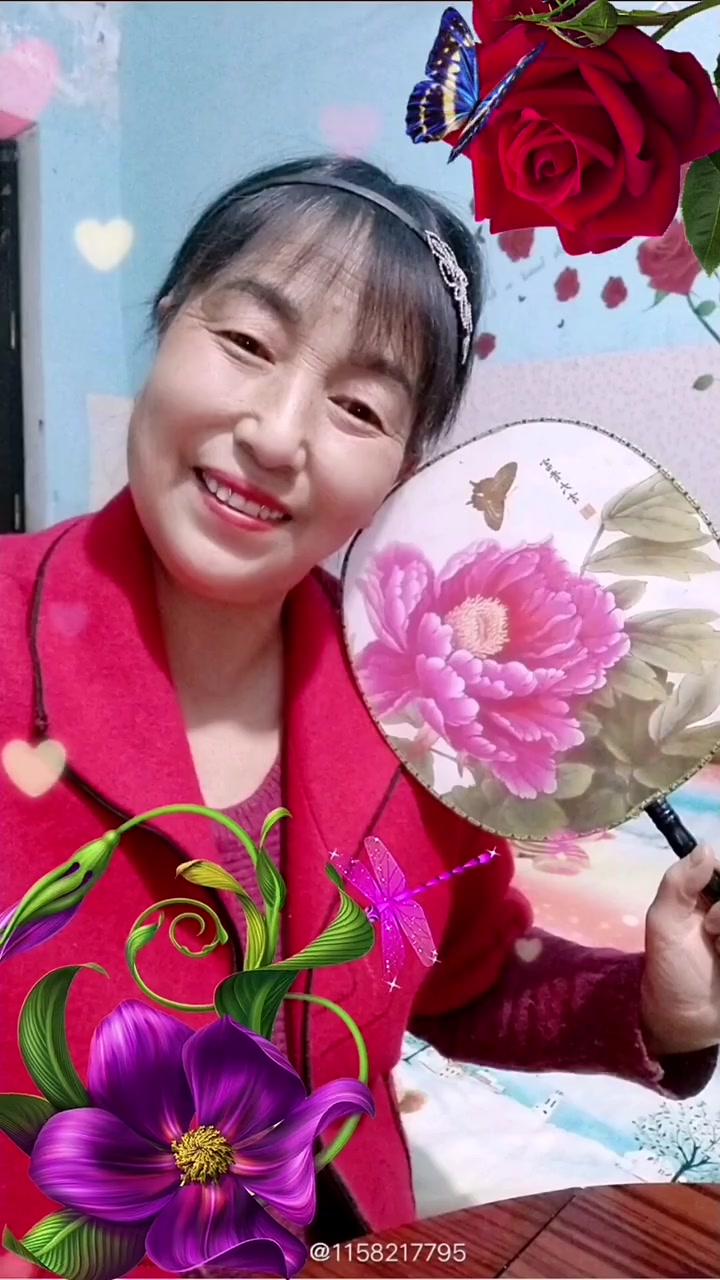秦腔美女李玉红 陕西延安洛川人,网名"彩云83722",业余秦腔演员,现代