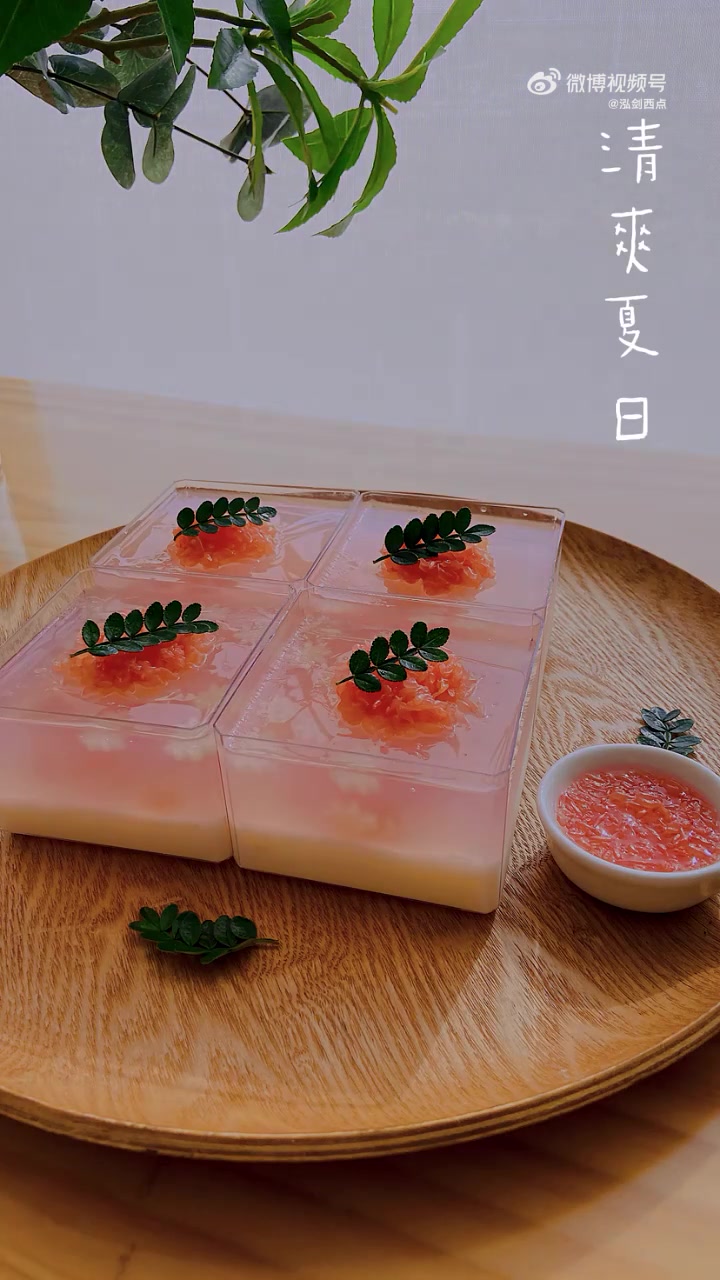 夏天怎么能少得了桃子呢只需要搅一搅的双层蜜桃布丁孩子和大人们都超